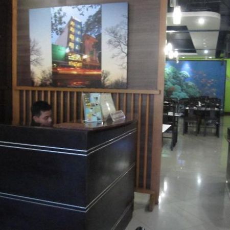Hotel Syariah Jakarta Exterior foto
